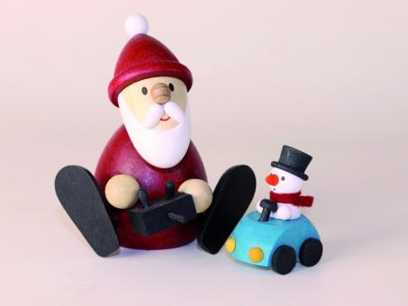 Paul Ullrich Weihnachtsmann mit ferngesteuertem Auto 