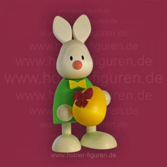 Hobler Osterhase Kaninchen Max mit großem Ei 