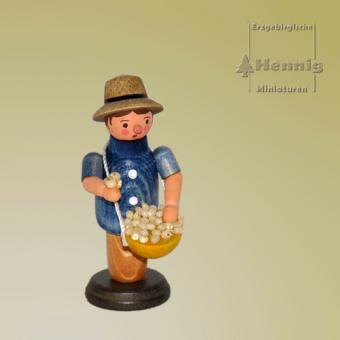 Hennig Miniaturen Bauer 