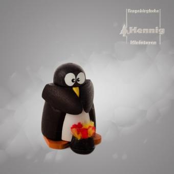 Hennig Miniaturen Pinguin warm up 