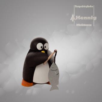 Hennig Miniaturen Pinguin fisherman 