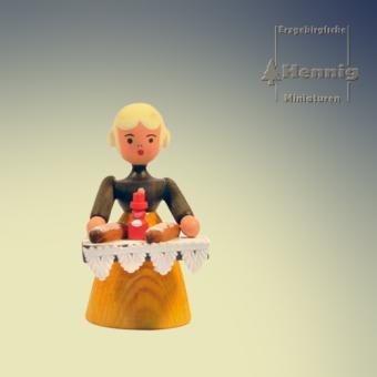 Hennig Miniaturen Stollenfrau 