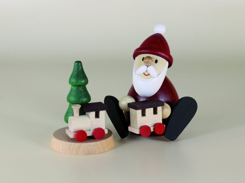 Paul Ullrich Weihnachtsmann mit Eisenbahn und Baum Neu 2022 – Bild 1