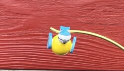 Steffi Walter Verrückte Kugelfigur Vogel