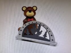Hobler Bärchen Bärnd mit Schwibbogen