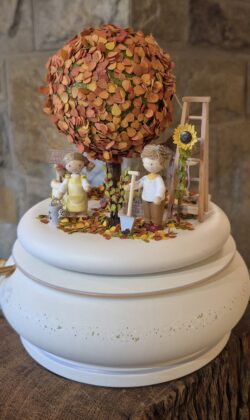 Flade Spieldose Kirschbaum Herbst
